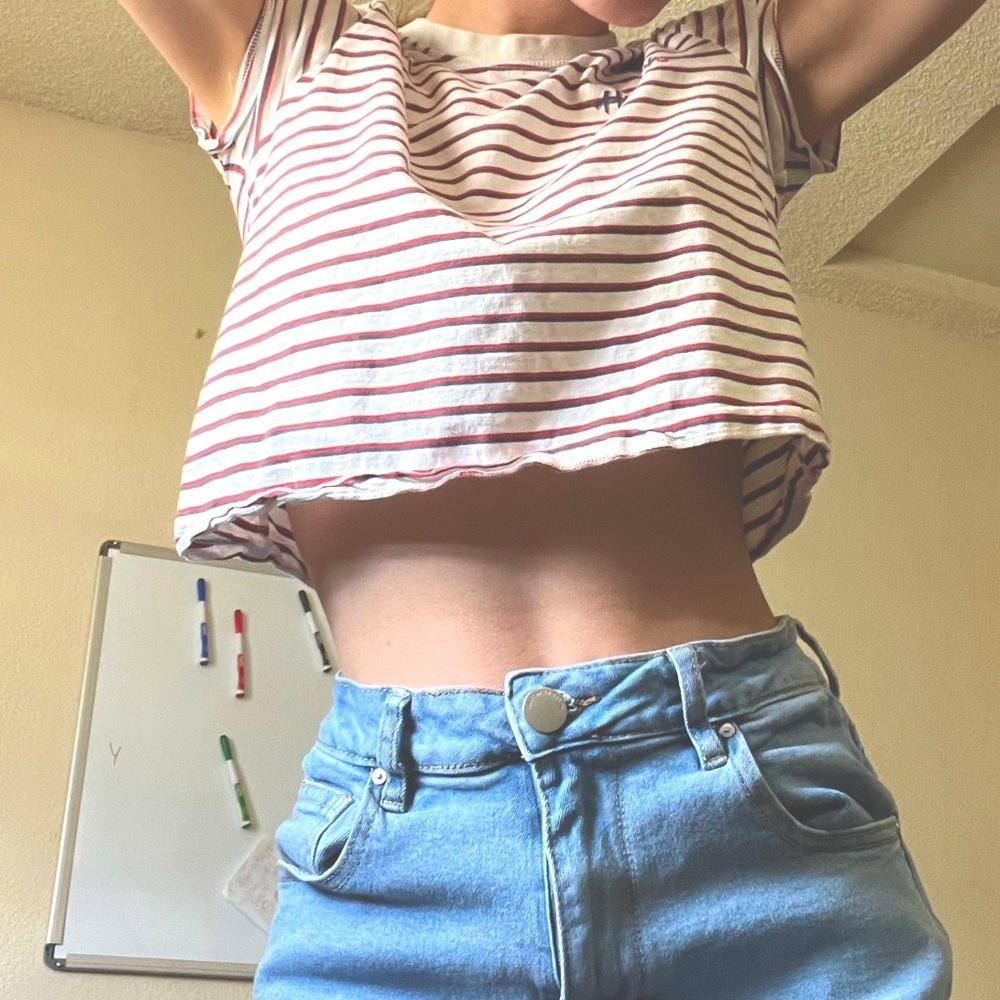 Retro Hurley Cropped Tee